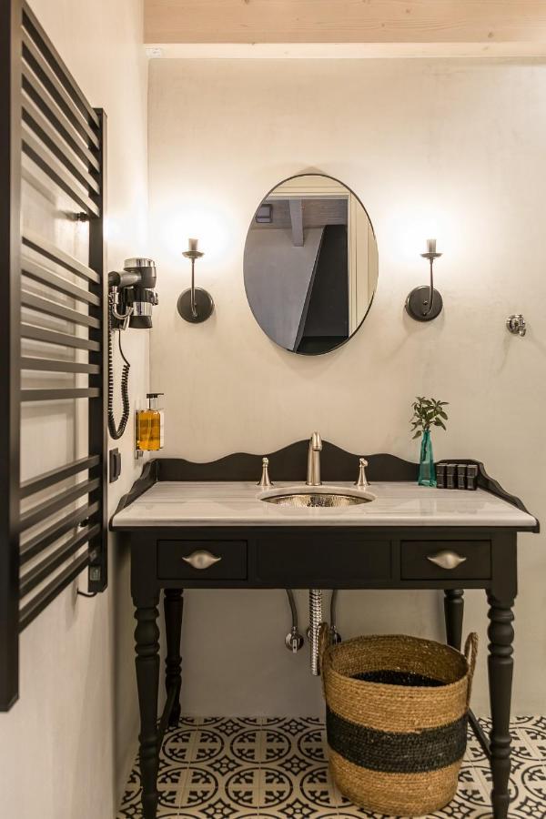 Pomegranate Suites Kavala Buitenkant foto